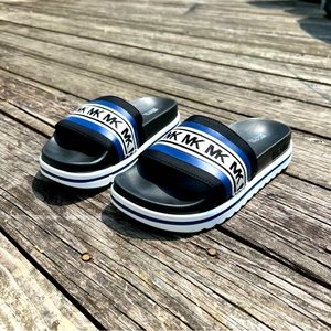 MICHAEL KORS tyra logo scuba slide sandal size 7